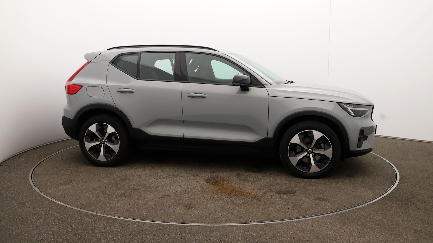 Used Volvo XC40 2024 for sale - 76810327: Photo 40