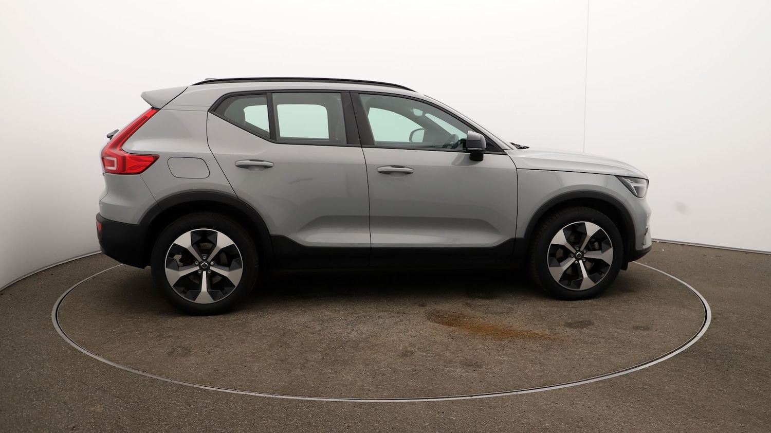 Used Volvo XC40 2024 for sale - 76810327: Photo 42