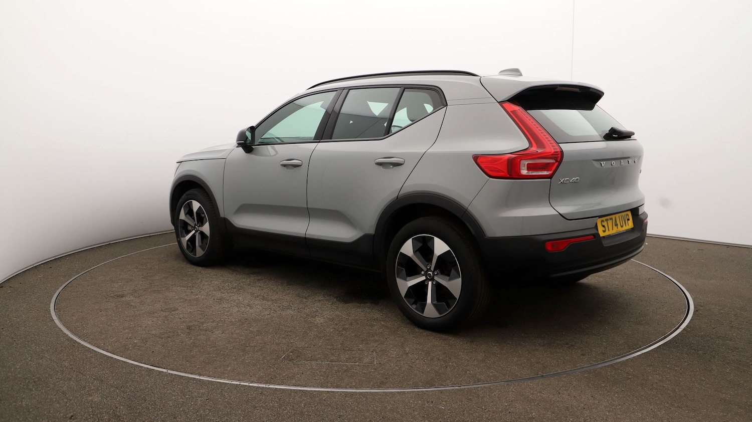 Used Volvo XC40 2024 for sale - 76810327: Photo 55
