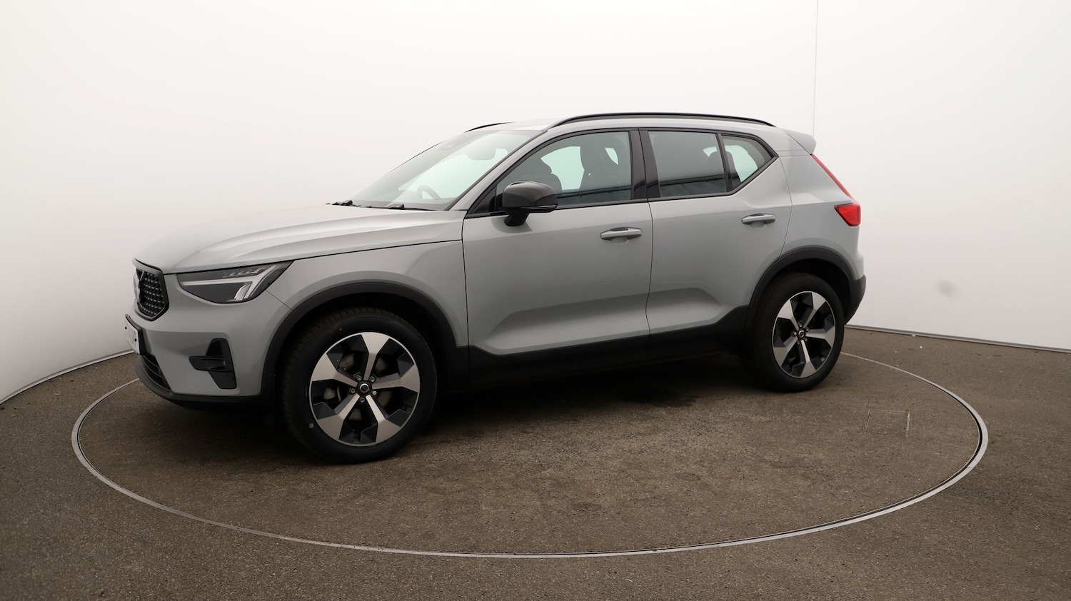 Used Volvo XC40 2024 for sale - 76810327: Photo 59