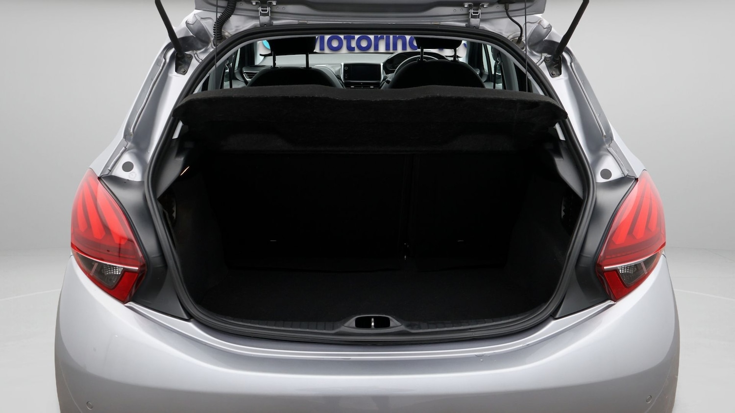 Used Peugeot 208 2019 for sale - 77522247: Photo 17