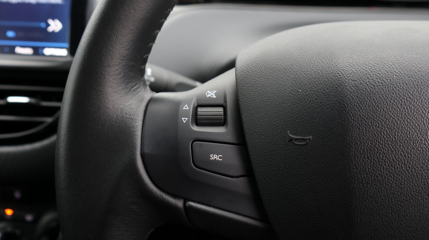 Used Peugeot 208 2019 for sale - 77522247: Photo 24