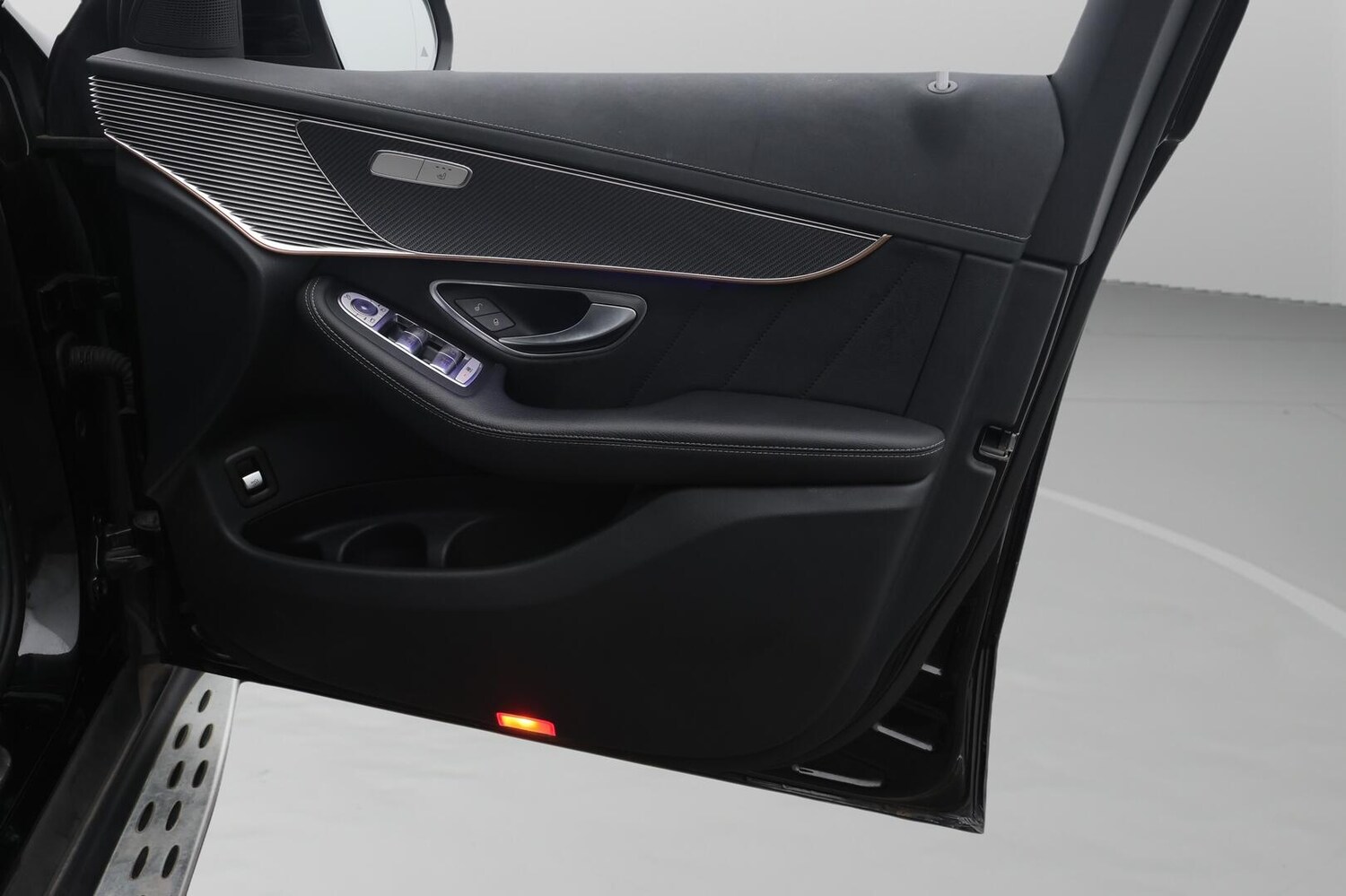 Used Mercedes-Benz EQC for sale - 76735242: Photo 15