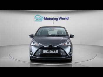 Used Toyota Yaris 2019 for sale - 74599201: Photo