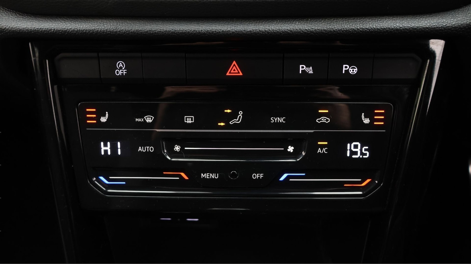 Used Volkswagen T-Roc 2022 for sale - 77790045: Photo 12