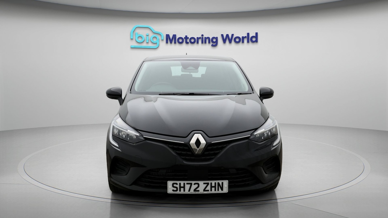Used Renault Clio 2023 for sale - 77225651: Photo 2