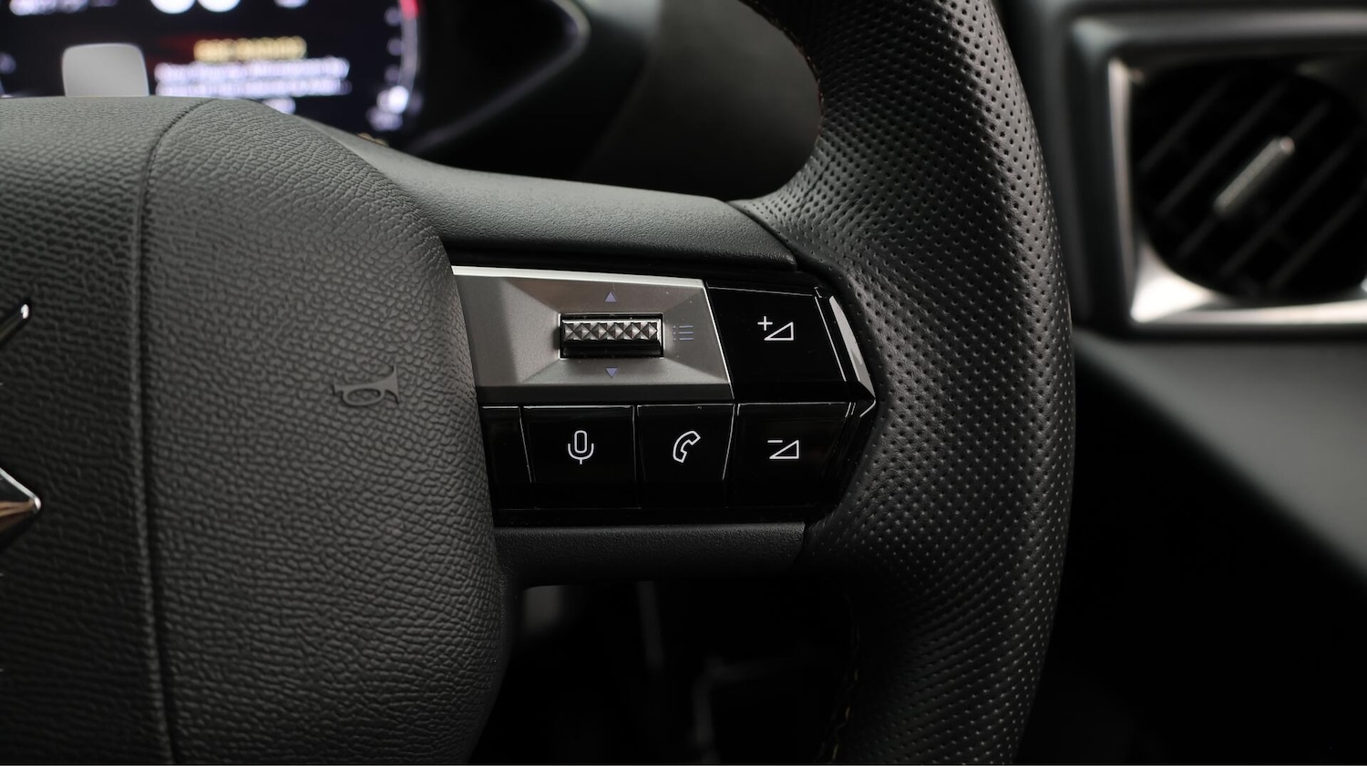 Used DS Automobiles DS 3 2023 for sale - 76550876: Photo 26