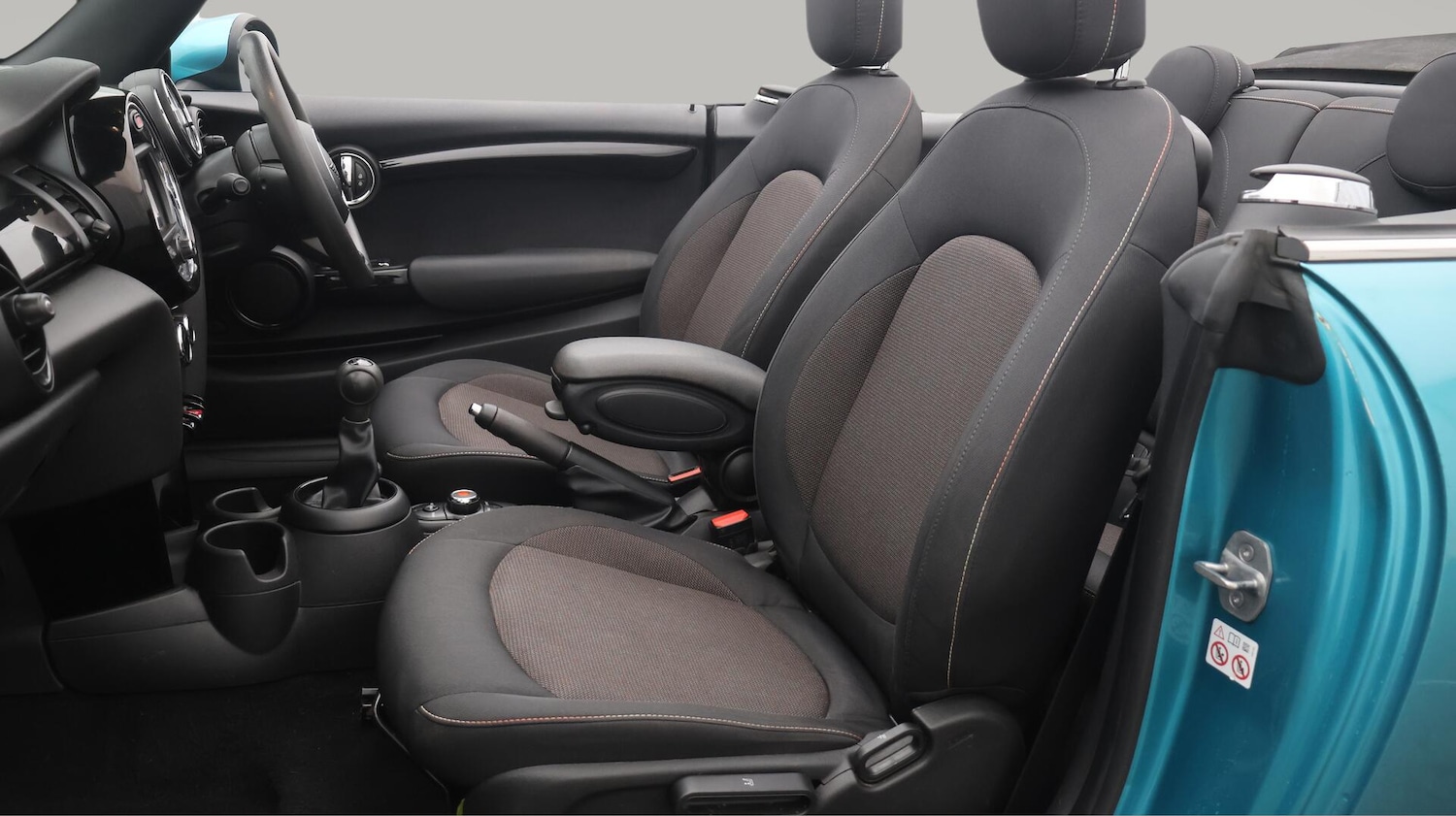 Used MINI Convertible 2019 for sale - 76499341: Photo 15