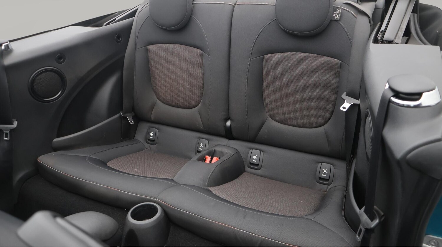 Used MINI Convertible 2019 for sale - 76499341: Photo 17