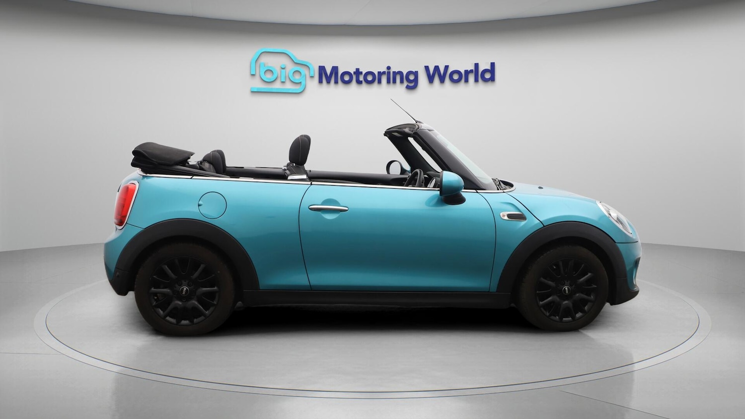Used MINI Convertible 2019 for sale - 76499341: Photo 9