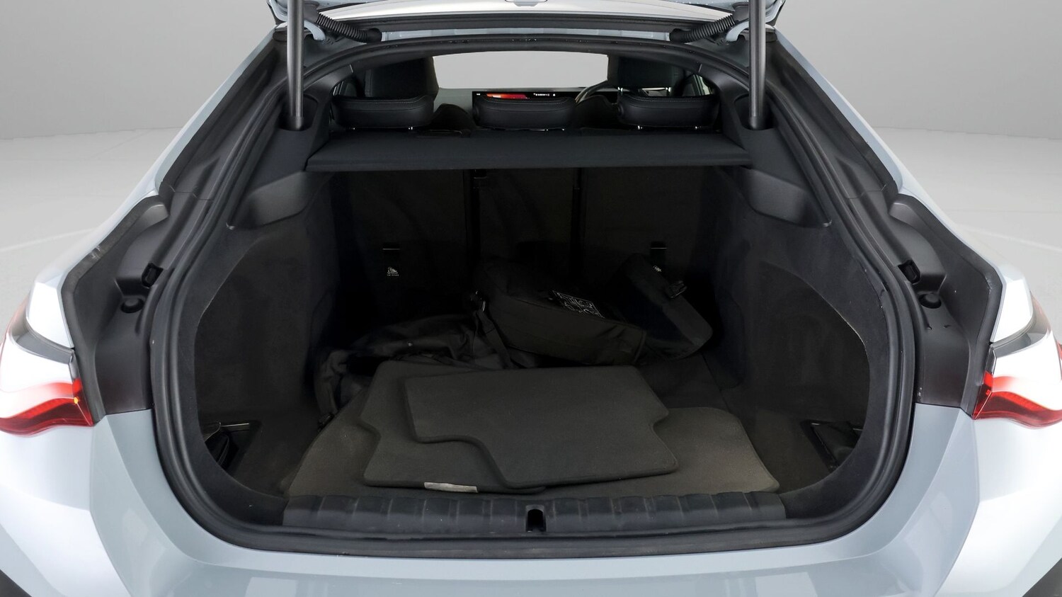 Used BMW i4 2022 for sale - 77761680: Photo 17