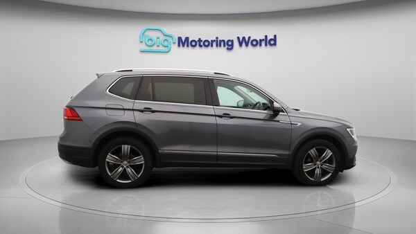 Used Volkswagen Tiguan Allspace 2020 for sale - 76122451: Photo 9