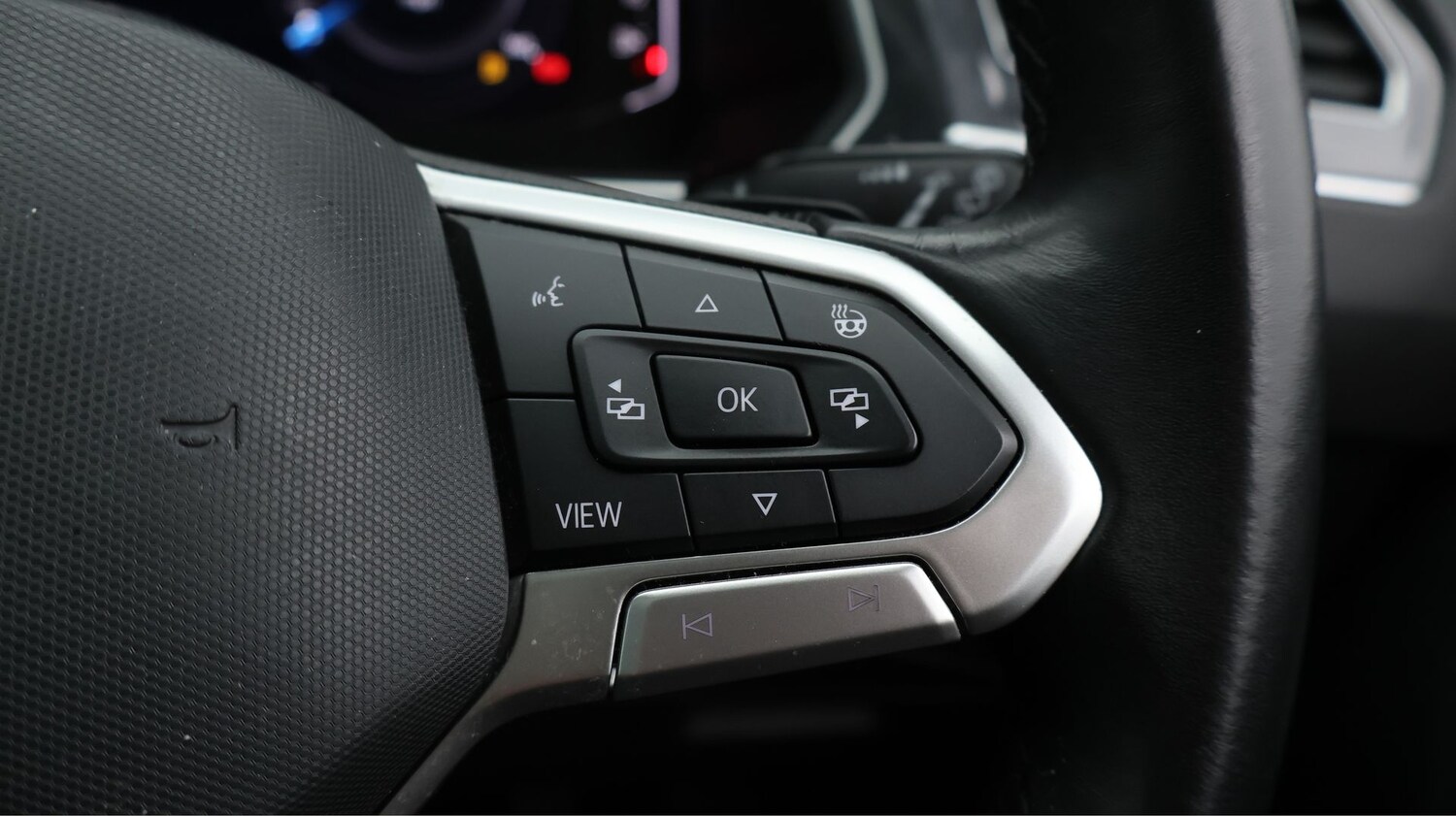 Used Volkswagen Tiguan 2020 for sale - 77271180: Photo 25