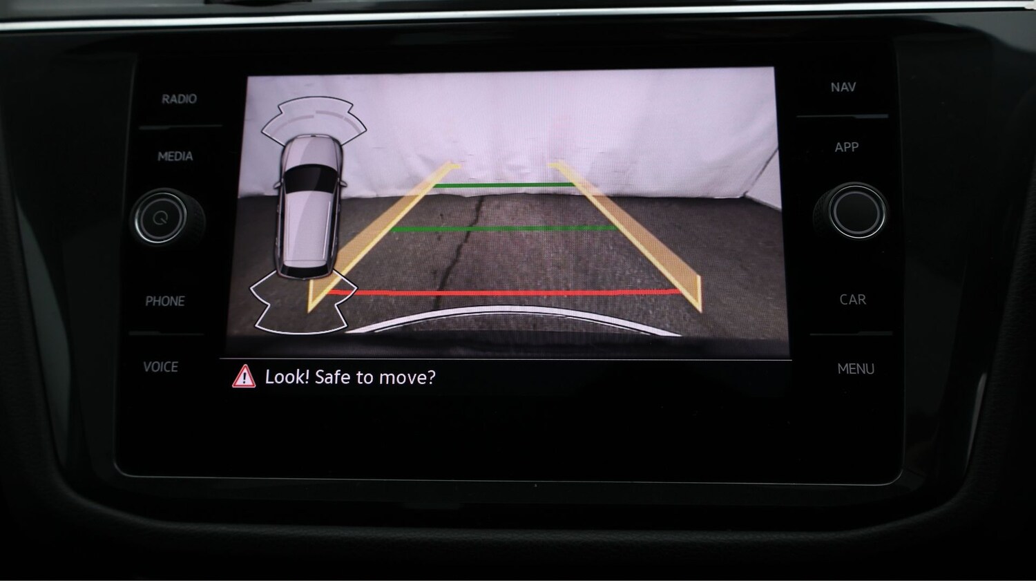 Used Volkswagen Tiguan 2020 for sale - 77271180: Photo 26