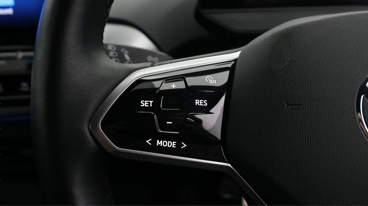 Used Volkswagen ID.4 for sale - 76728571: Photo 26