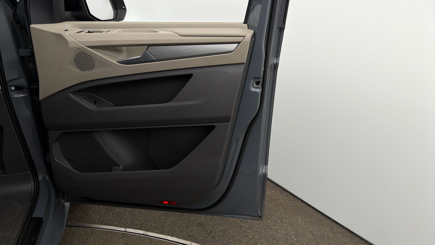 Used Volkswagen Multivan 2022 for sale - 77968454: Photo 14