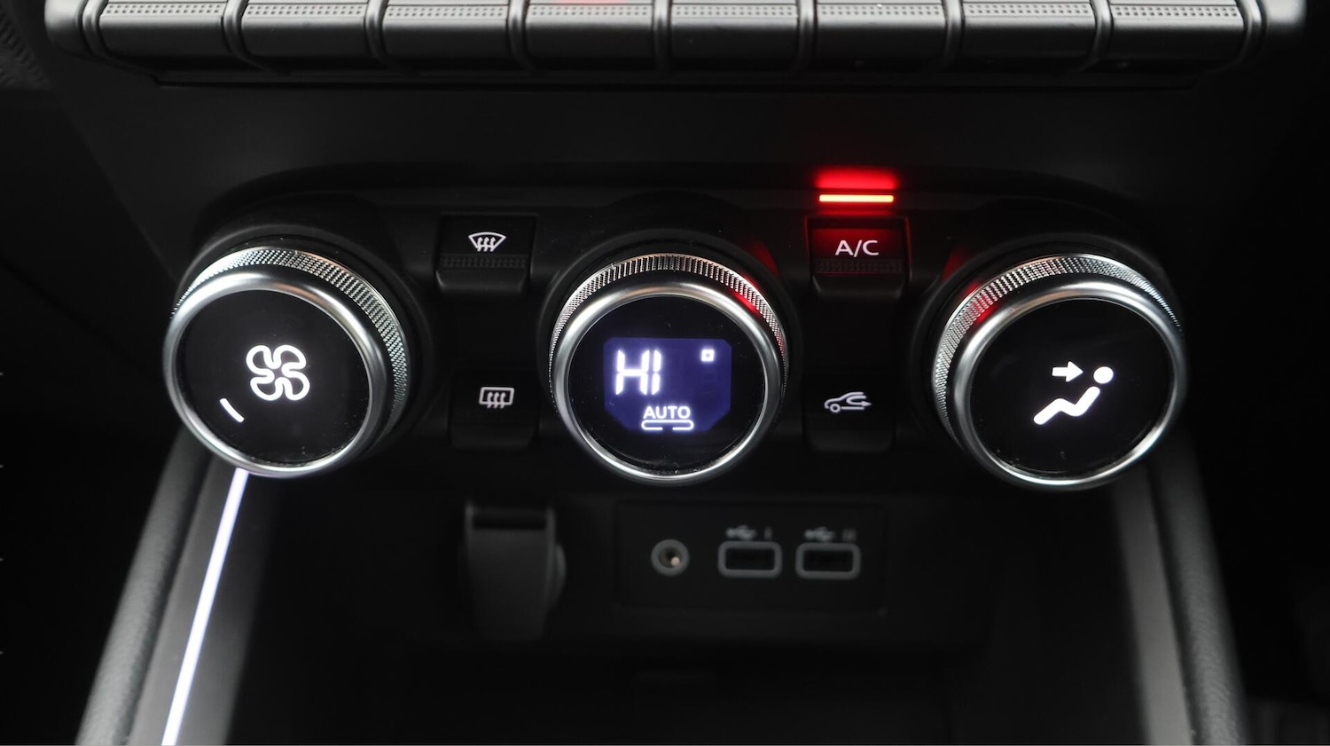 Used Renault Clio 2024 for sale - 76550951: Photo 13