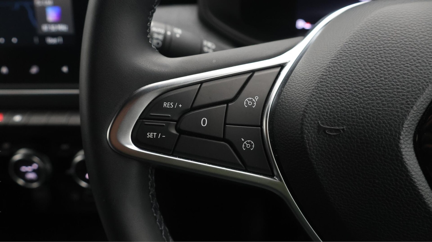 Used Renault Clio 2024 for sale - 76550951: Photo 23