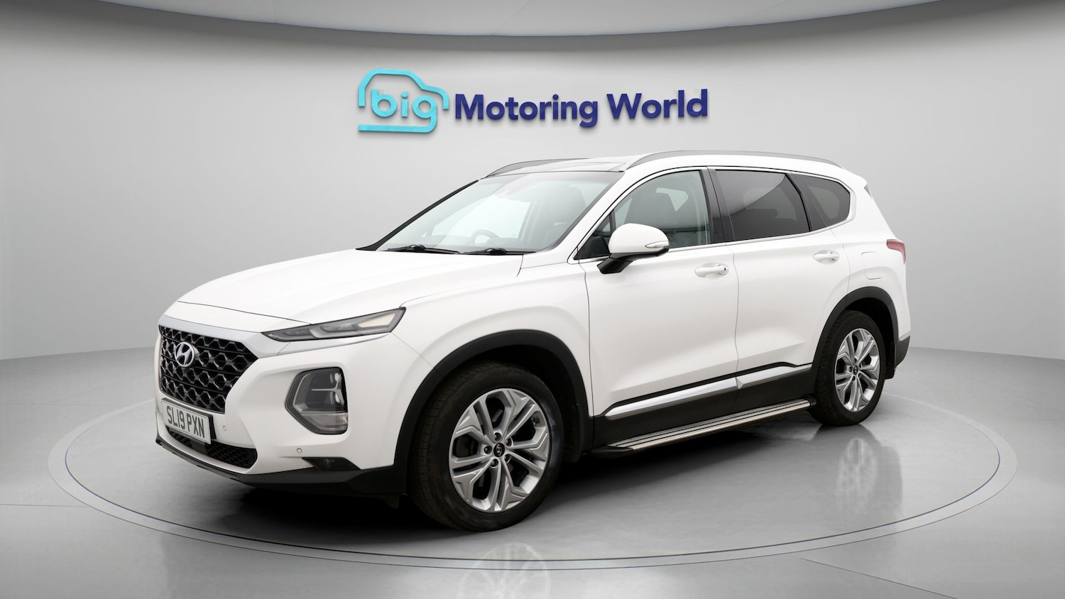 Used Hyundai Santa Fe 2019 for sale - 77759208: Photo 3
