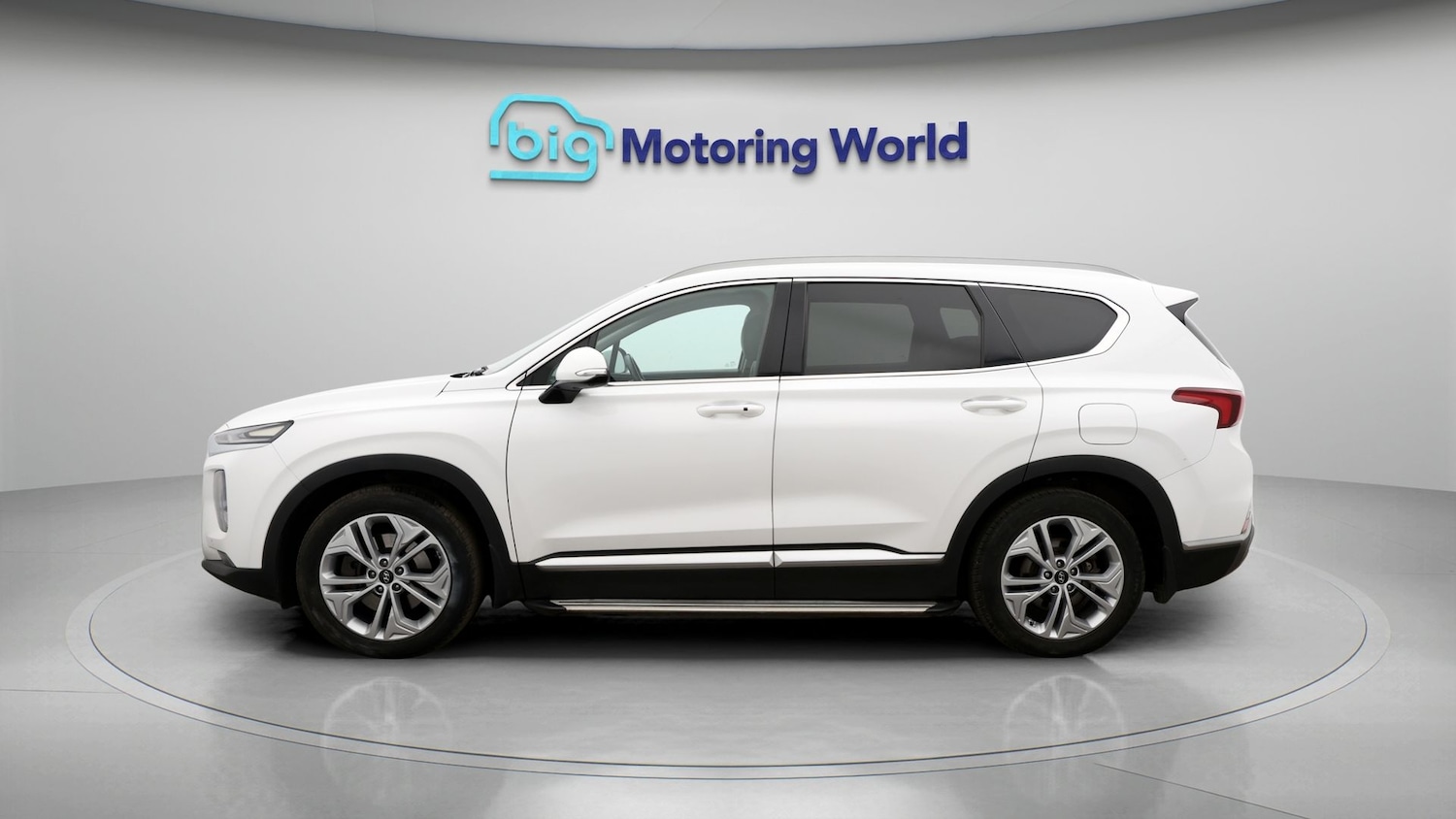 Used Hyundai Santa Fe 2019 for sale - 77759208: Photo 4