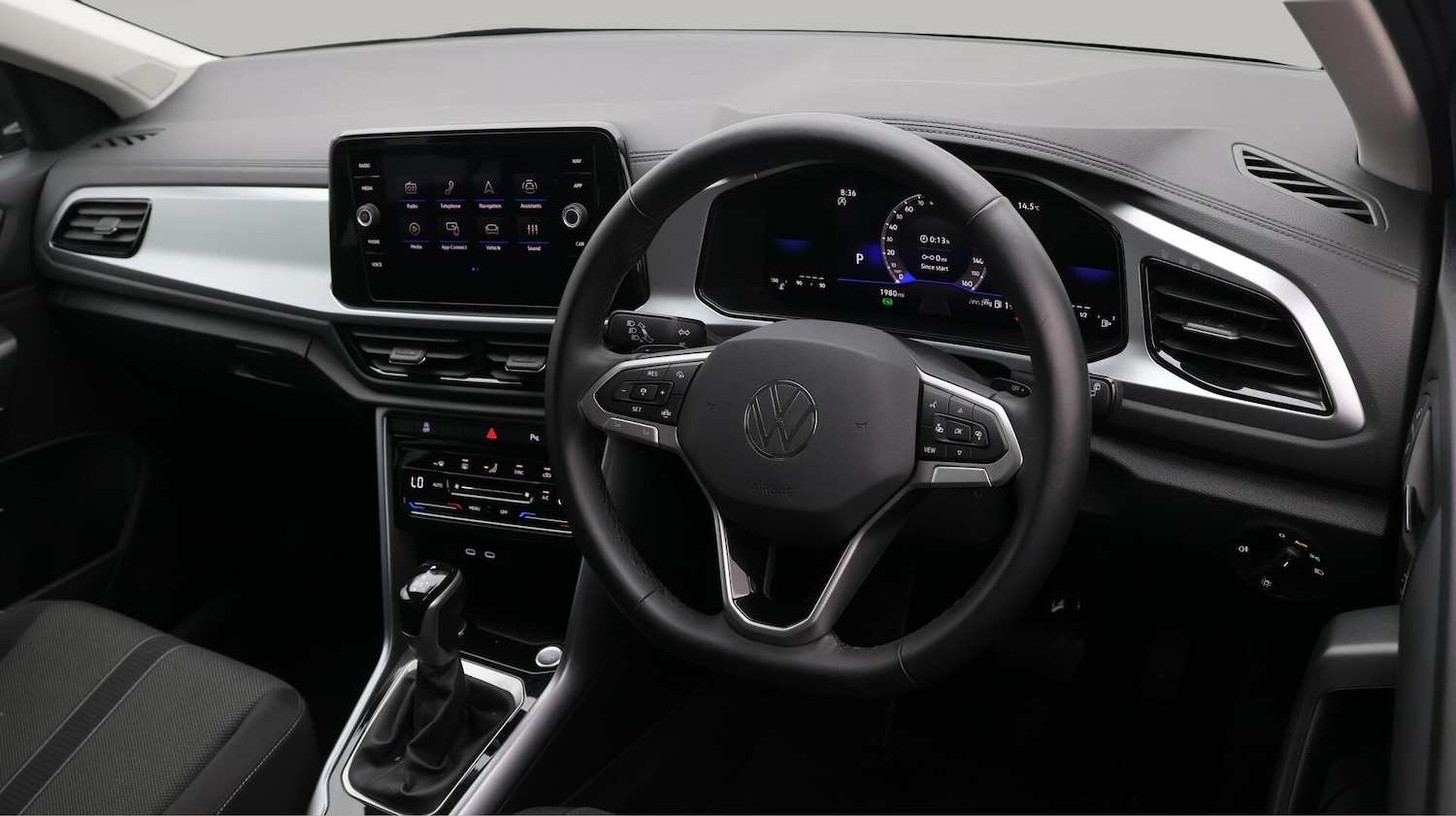 Used Volkswagen T-Roc 2025 for sale - 76550386: Photo 10