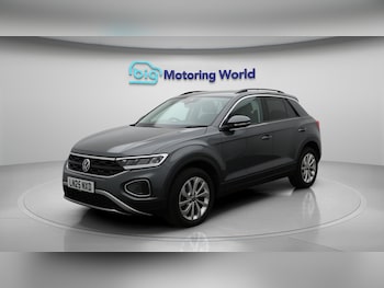 Used Volkswagen T-Roc 2025 for sale - 76550386: Photo