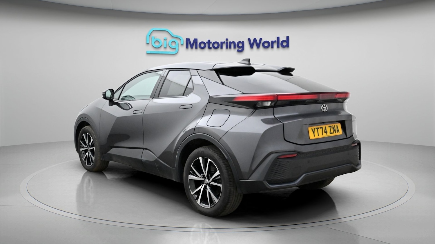 Used Toyota C-HR 2024 for sale - 77822445: Photo 5