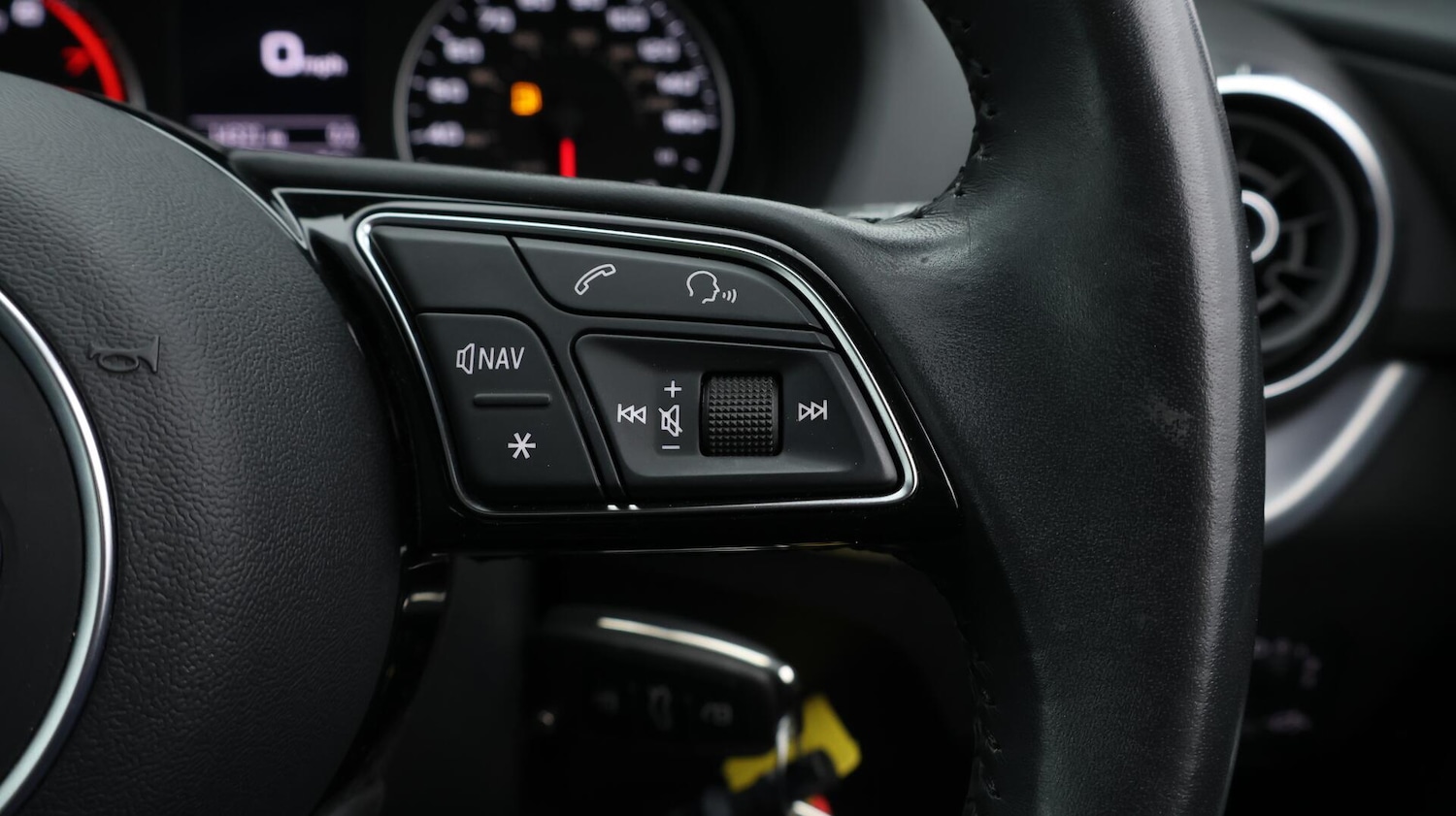 Used Audi Q2 2018 for sale - 76042713: Photo 24