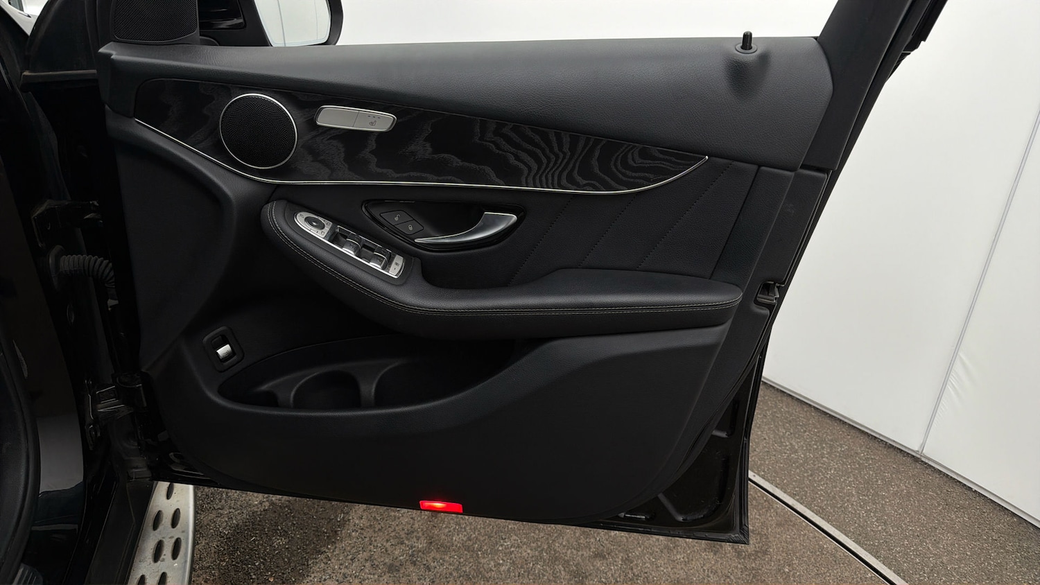 Used Mercedes-Benz GLC 2019 for sale - 78083880: Photo 14