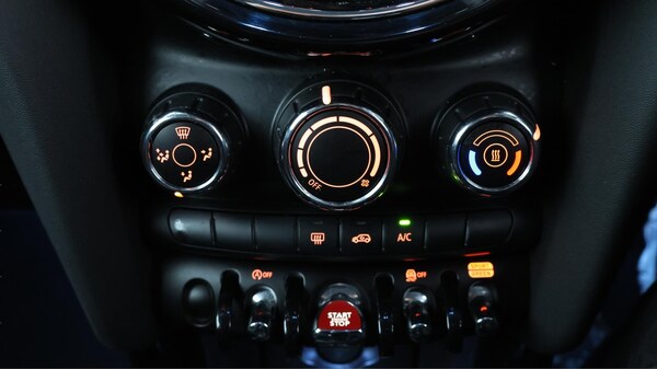 Used MINI Hatch 2022 for sale - 75647302: Photo 12