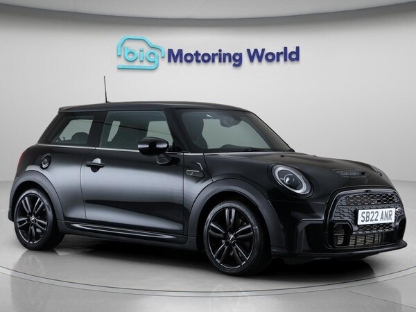Used MINI Hatch 2022 for sale - 75647302: Photo 1