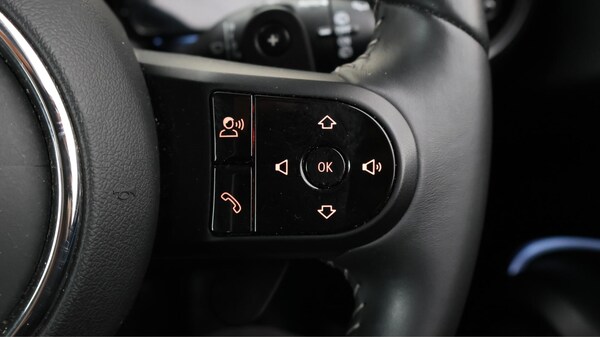 Used MINI Hatch 2022 for sale - 75647302: Photo 24