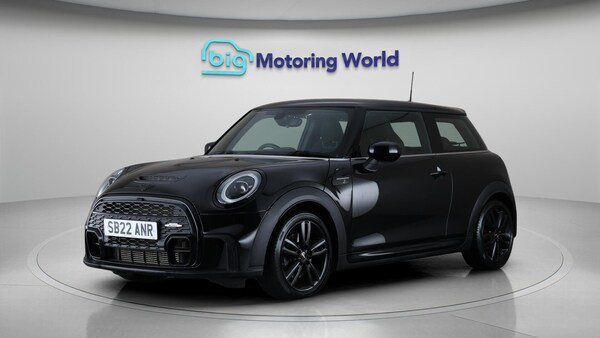 Used MINI Hatch 2022 for sale - 75647302: Photo 4