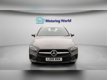 Used Mercedes-Benz A-Class 2019 for sale - 76336988: Photo 3