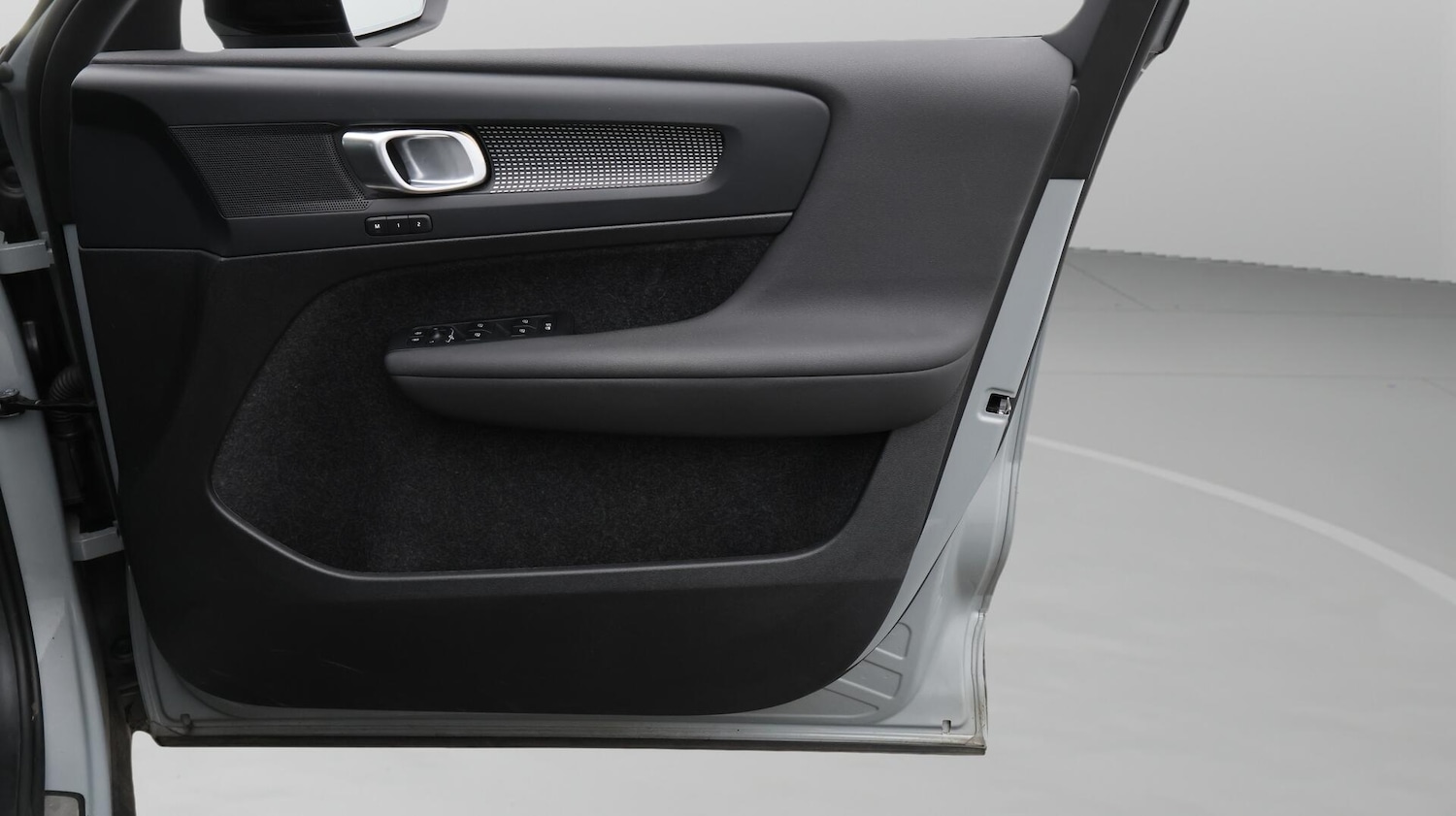 Used Volvo XC40 2024 for sale - 76688557: Photo 16