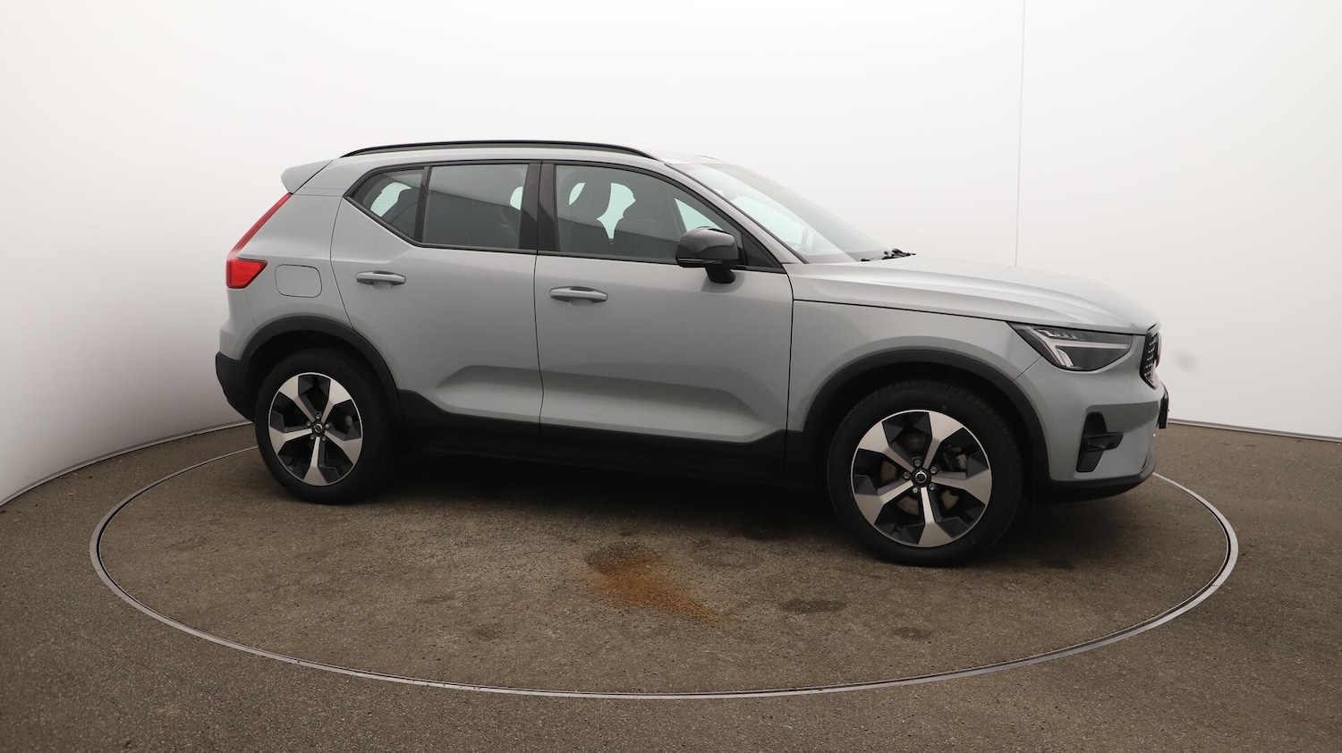 Used Volvo XC40 2024 for sale - 76688557: Photo 46