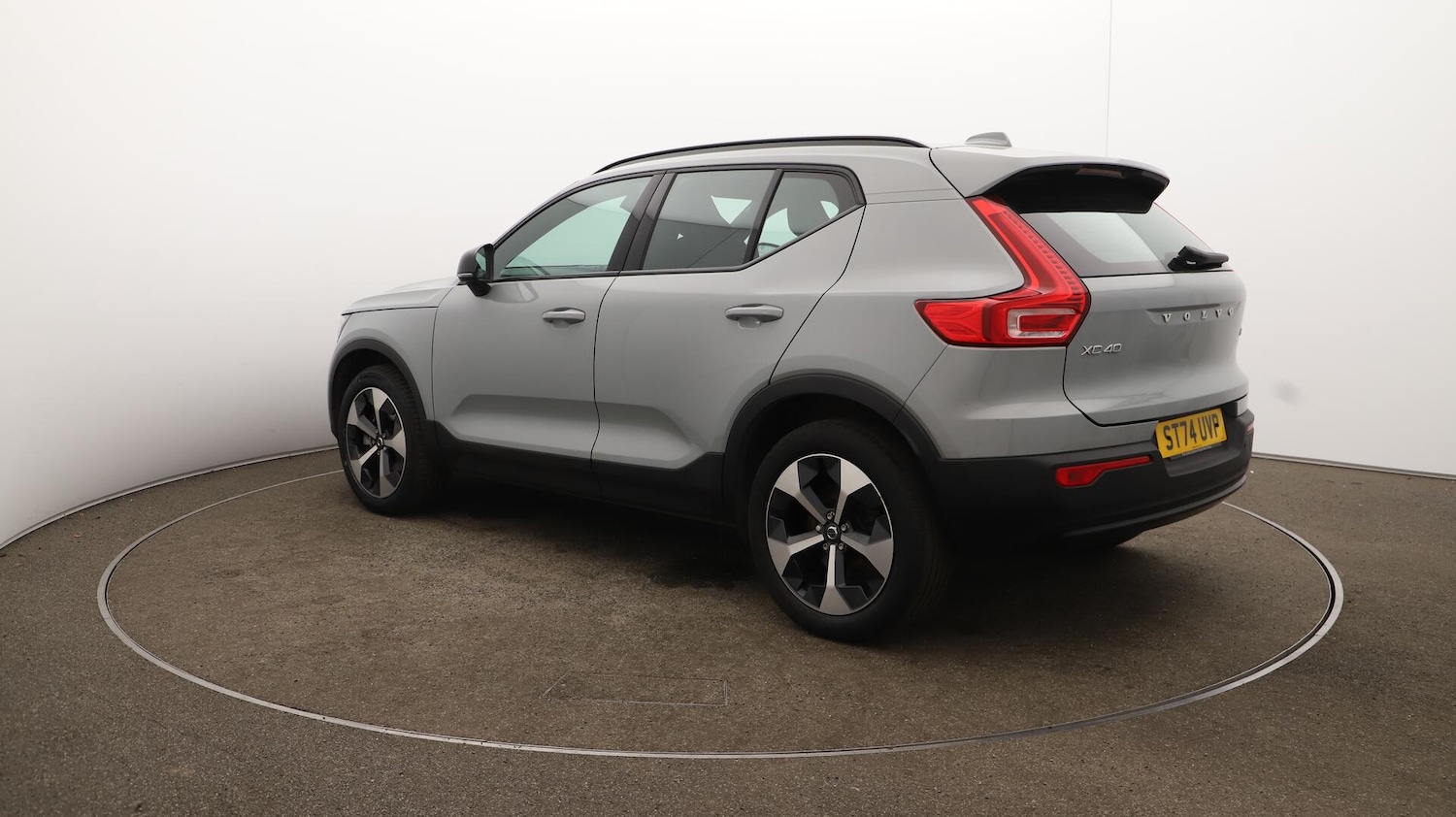 Used Volvo XC40 2024 for sale - 76688557: Photo 63