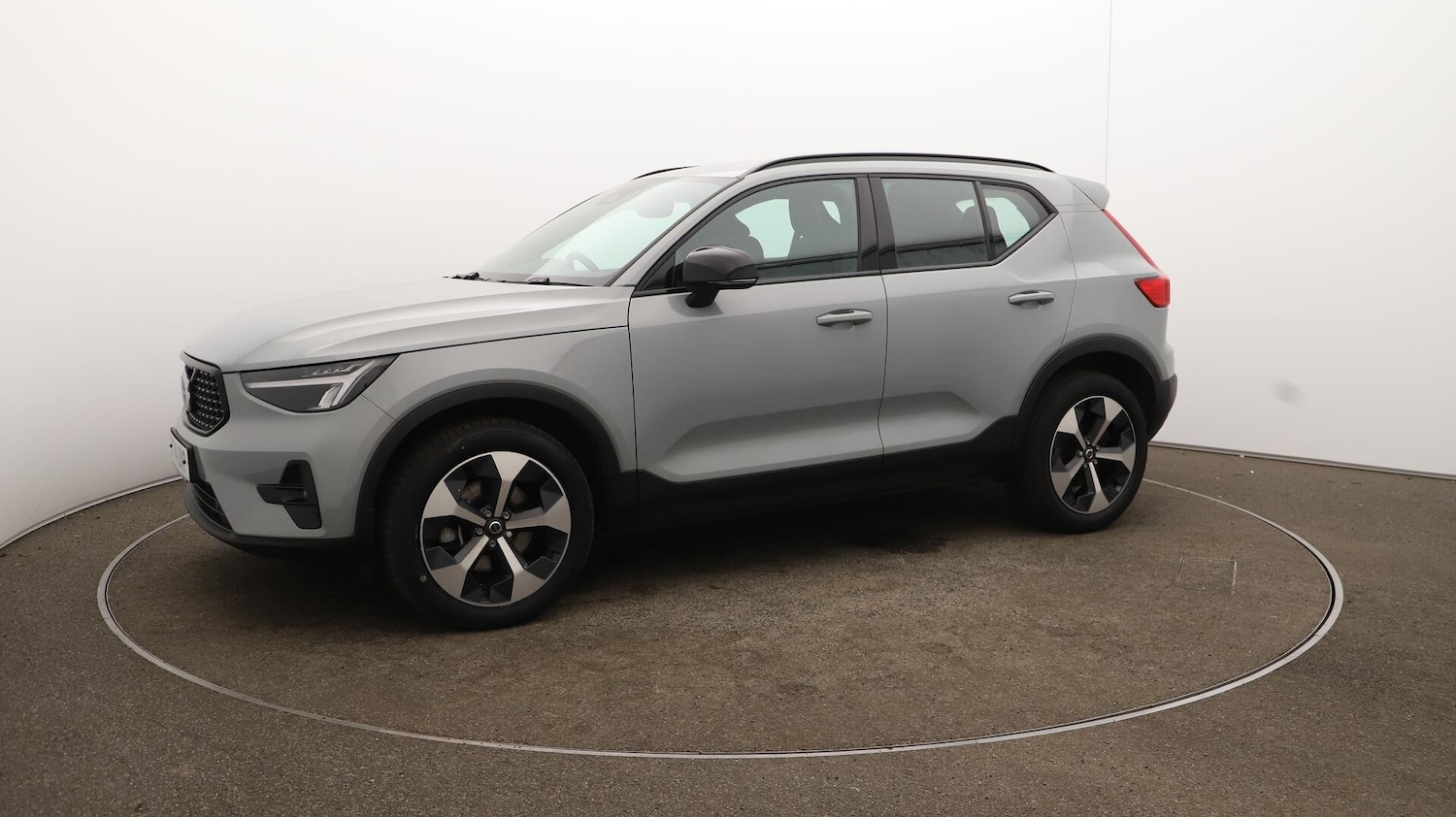 Used Volvo XC40 2024 for sale - 76688557: Photo 67