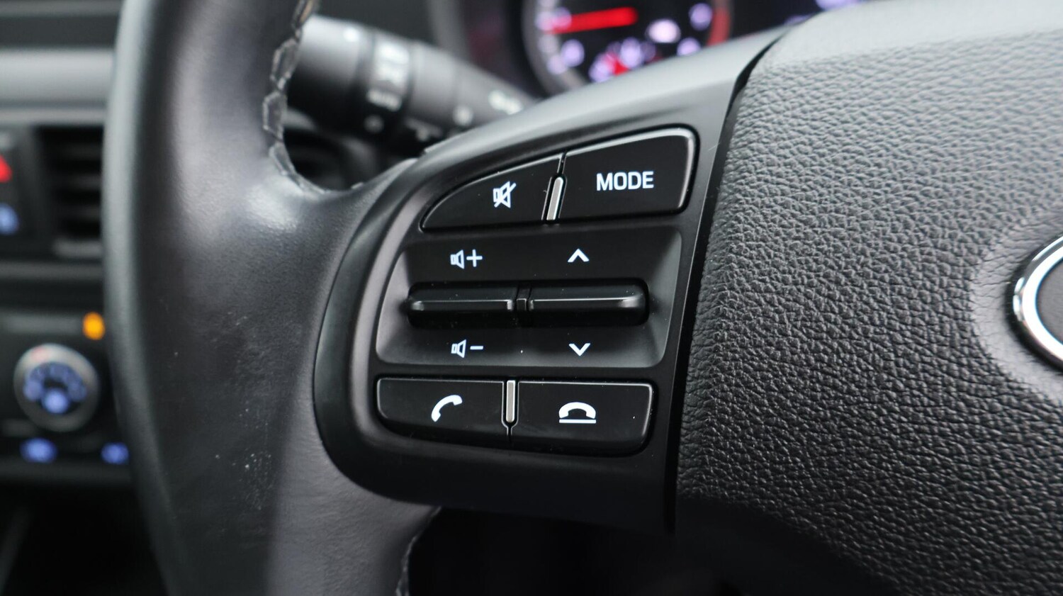 Used Hyundai i10 2022 for sale - 76269618: Photo 23