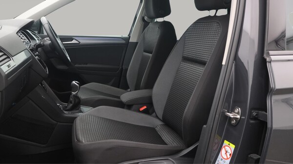 Used Volkswagen Tiguan 2022 for sale - 76326597: Photo 15