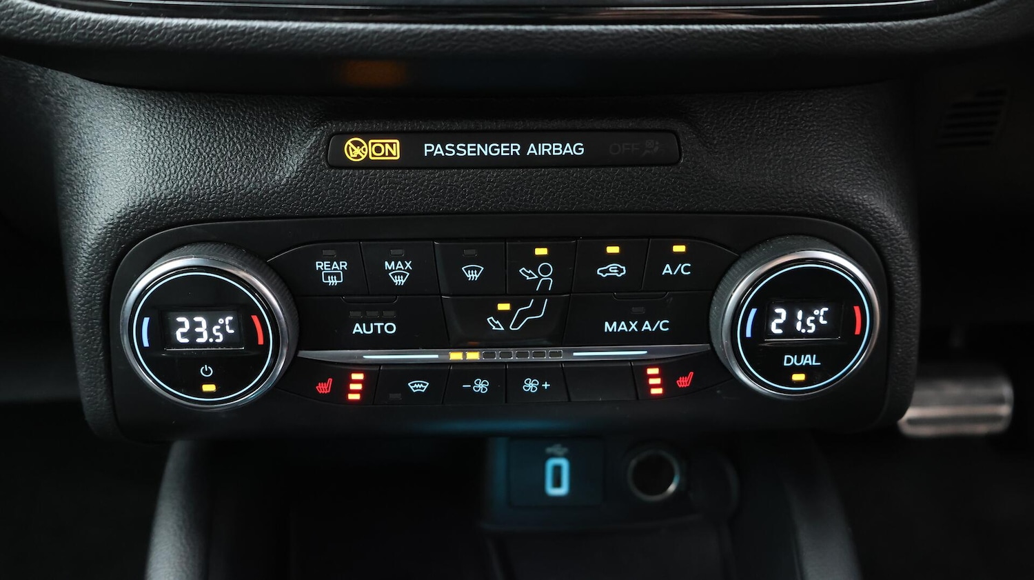 Used Ford Focus 2020 for sale - 76099177: Photo 13