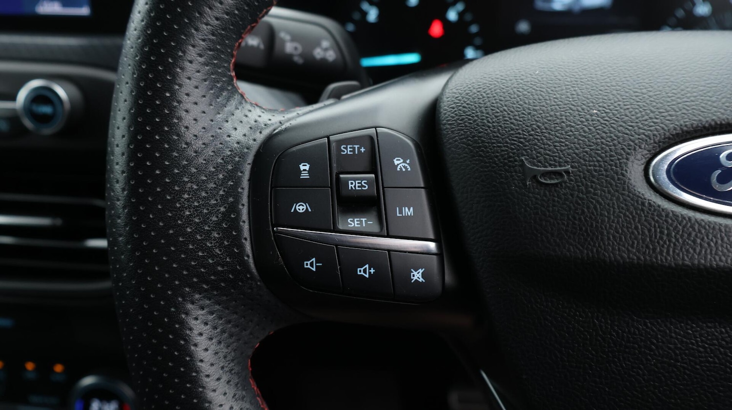 Used Ford Focus 2020 for sale - 76099177: Photo 25