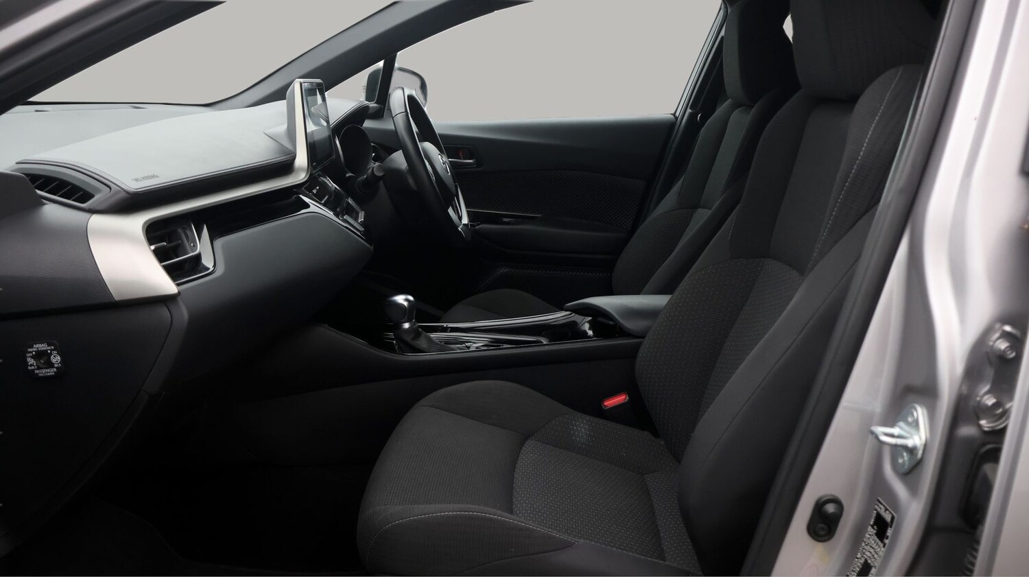 Used Toyota C-HR 2019 for sale - 77252536: Photo 14