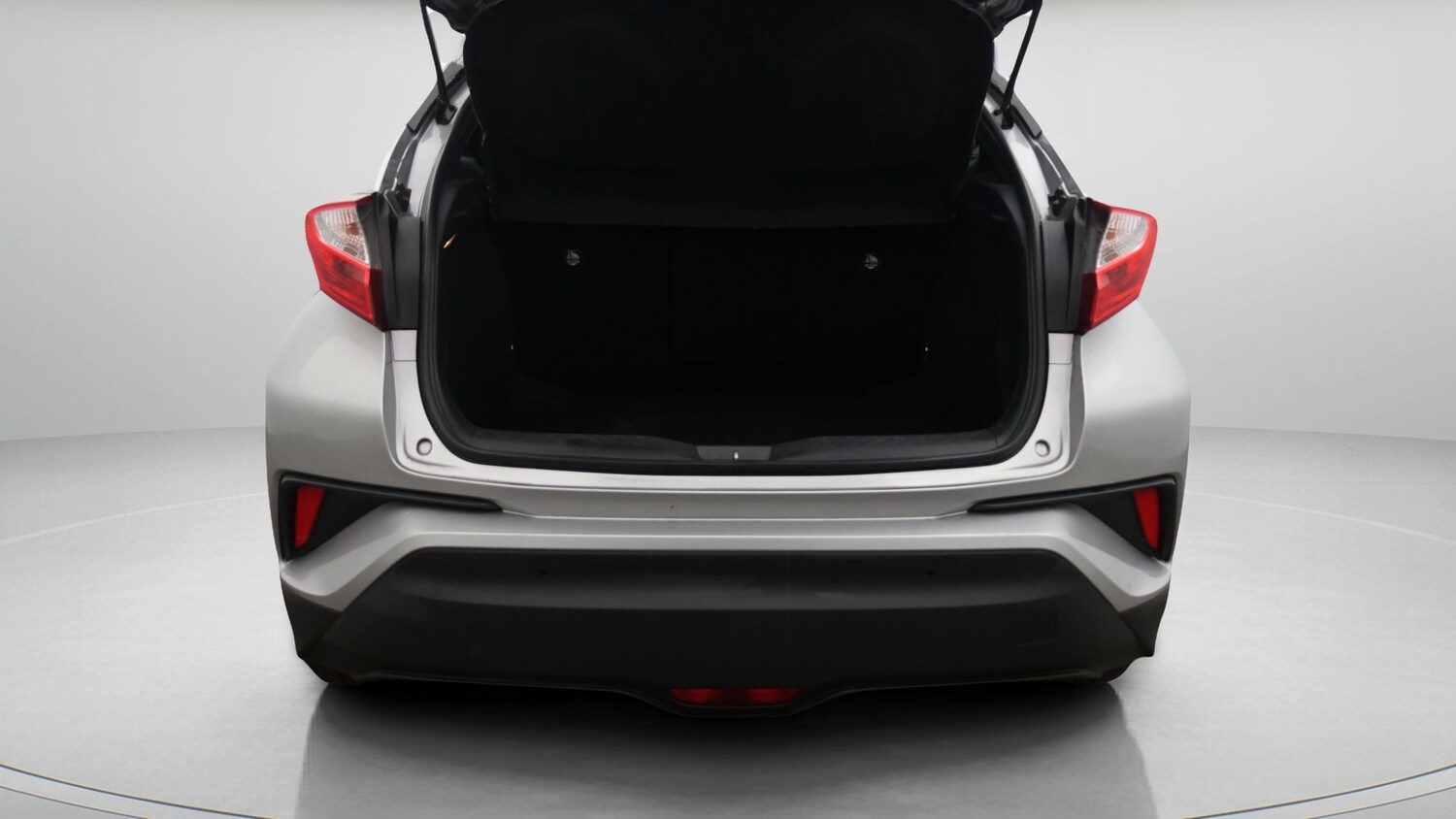 Used Toyota C-HR 2019 for sale - 77252536: Photo 17