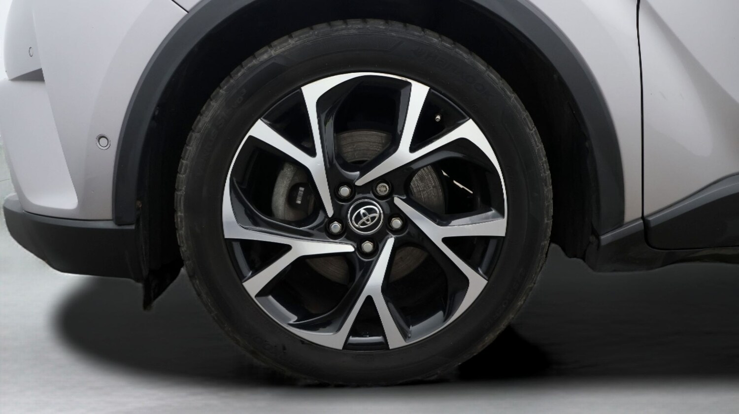 Used Toyota C-HR 2019 for sale - 77252536: Photo 18