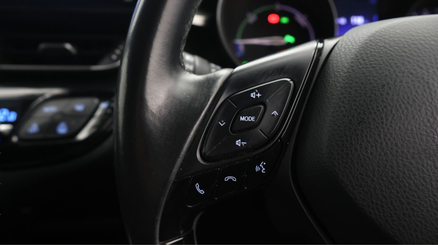 Used Toyota C-HR 2019 for sale - 77252536: Photo 23