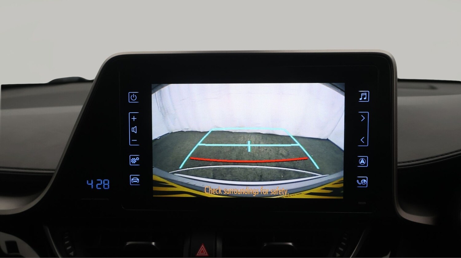 Used Toyota C-HR 2019 for sale - 77252536: Photo 25