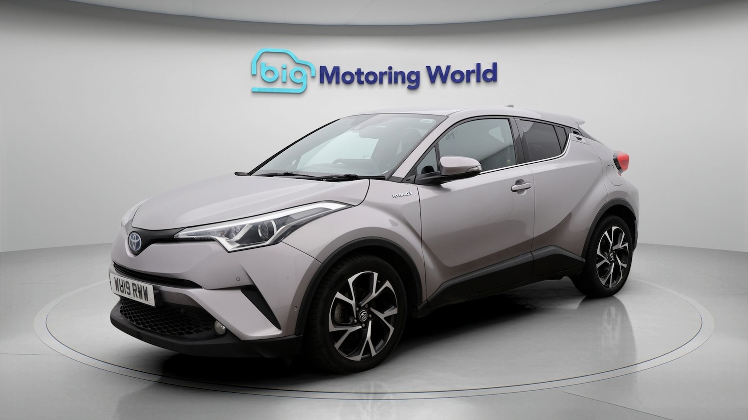 Used Toyota C-HR 2019 for sale - 77252536: Photo 3
