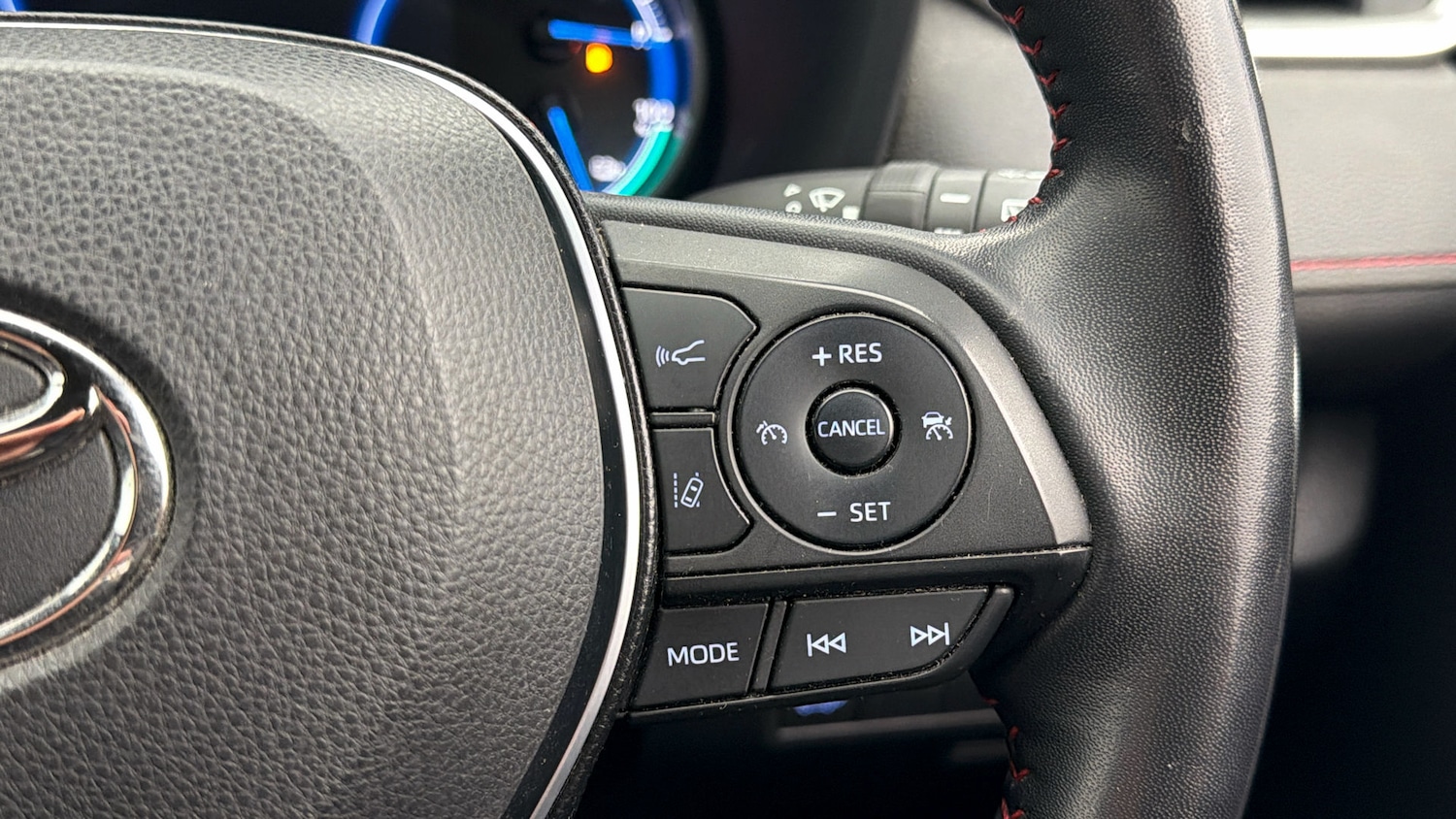 Used Toyota RAV4 2022 for sale - 77931083: Photo 24