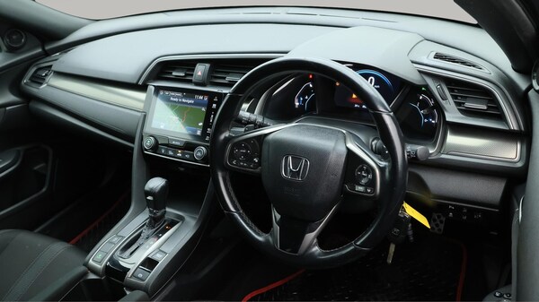 Used Honda Civic 2018 for sale - 76012589: Photo 10